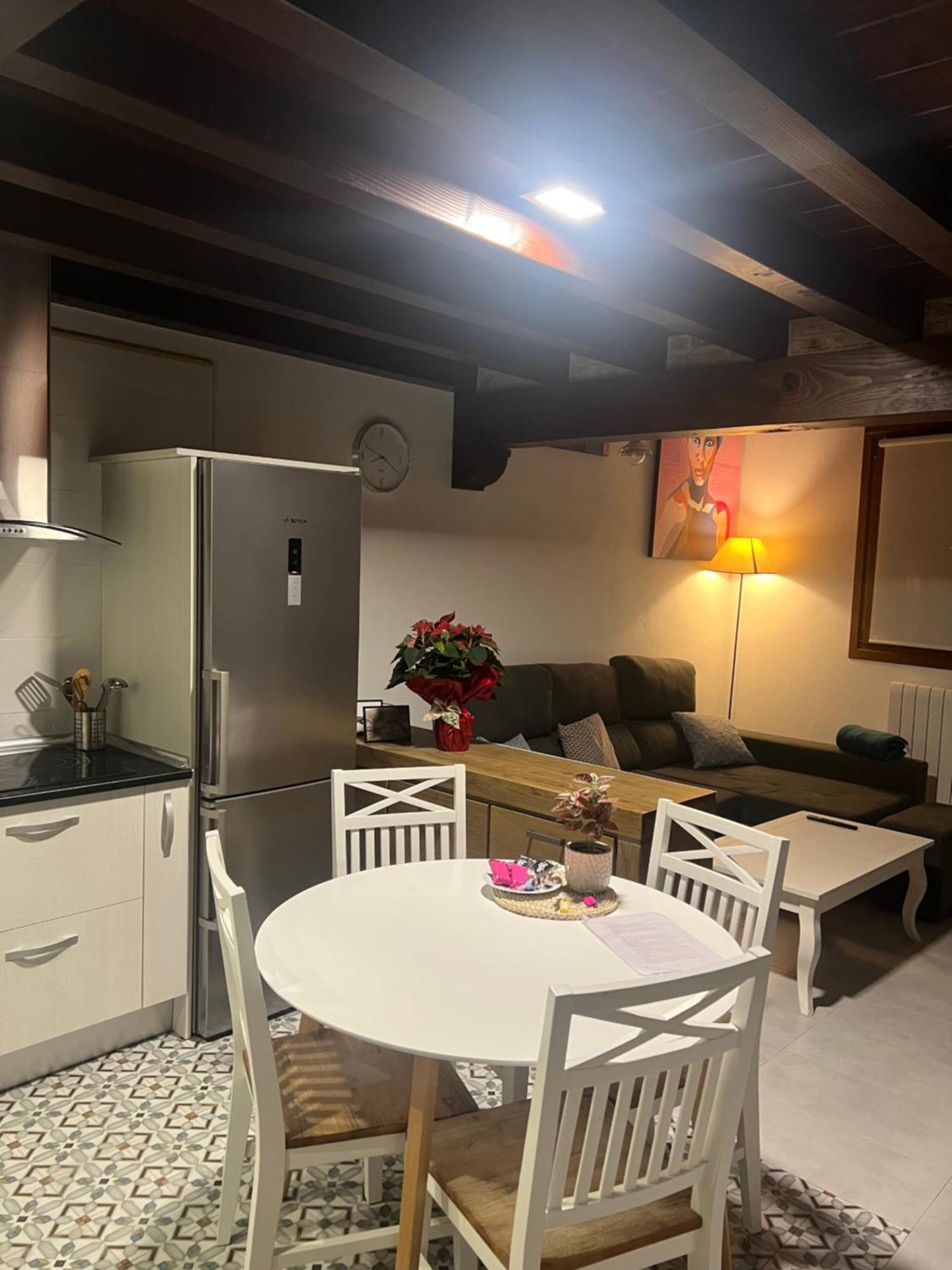 Apartamento Duplex En Sangueesa De 3 Dormitorios Y 2 Banos Sangüesa Exterior foto